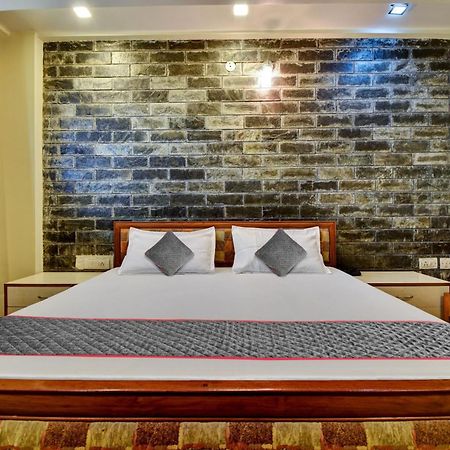 Townhouse Hotel Fly View Jaipur Buitenkant foto