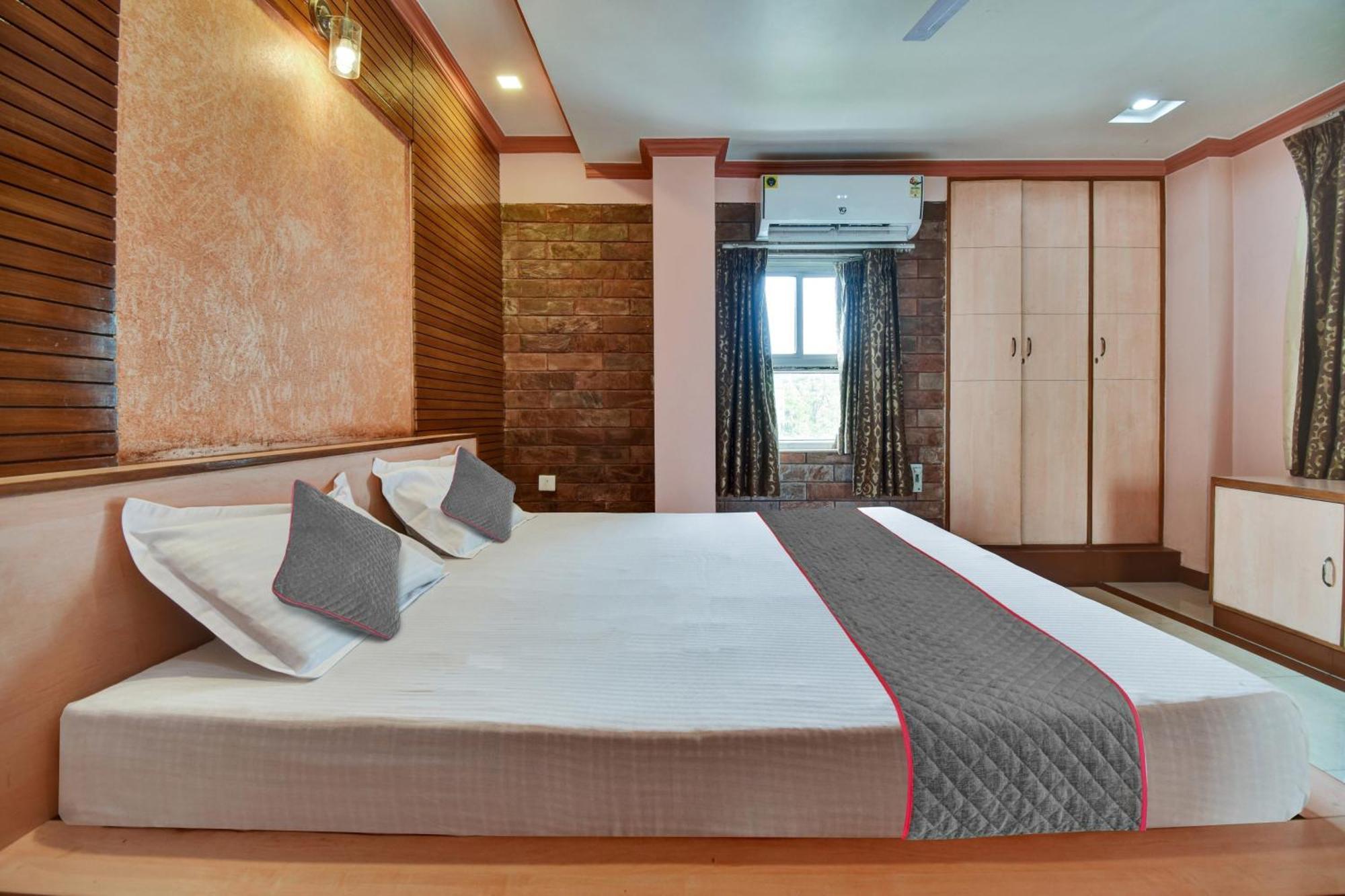 Townhouse Hotel Fly View Jaipur Buitenkant foto